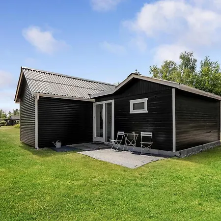 In Rdby With 2 Bedrooms And Wifi 2 * Rødby
